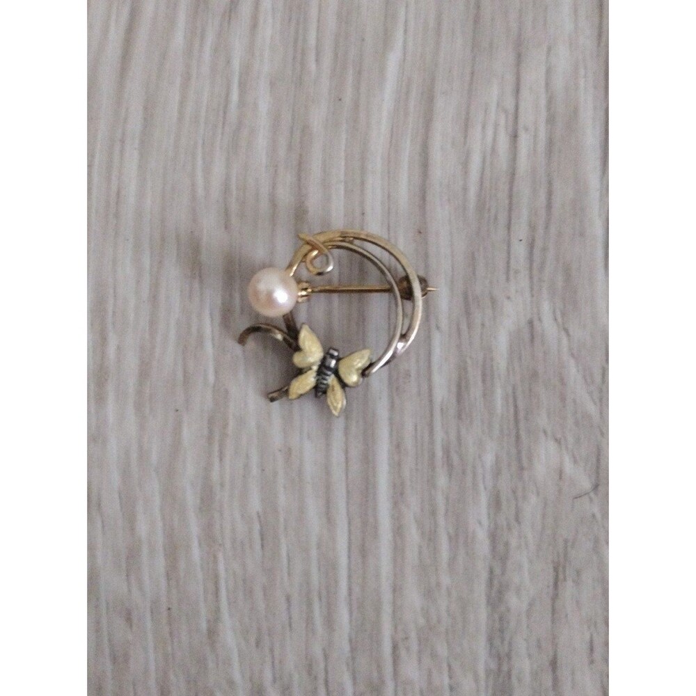 Adorable Wells Art Nouveau Revival 14K Gold Filled Genuine Cultured Pearl Bright